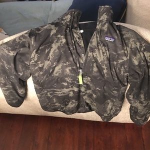 Patagonia reversible pullover